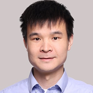 Chenxu Zhu headshot